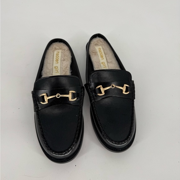 Madden Girl Addler Faux Fur Chain Bit Slip-On Mule Loafers - Picture 1 of 6